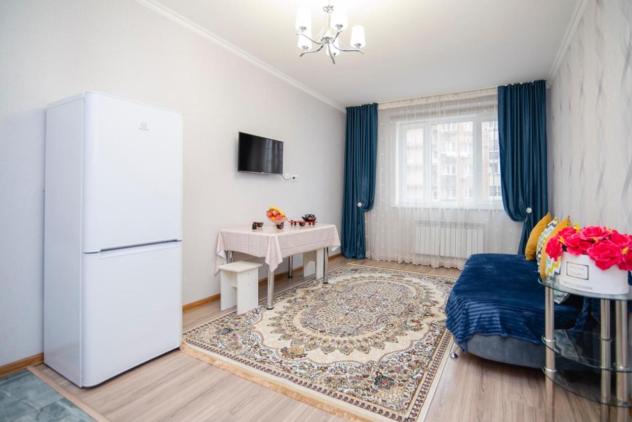 Apartment Zodiak Almatî Exterior foto